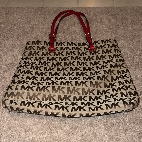 Michael Kors Signature Classic Monogram MK Tall Jet Set Tote in Brown/Tan/Red. - Picture 4 of 11
